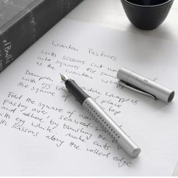 Stilou Faber-Castell grip 2011 argintiu, penita F -3-IMG-slider